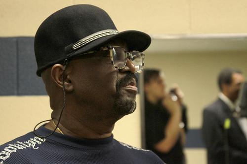Otis Williams getting ready for his interview. Photo by Frankie Sanchez.