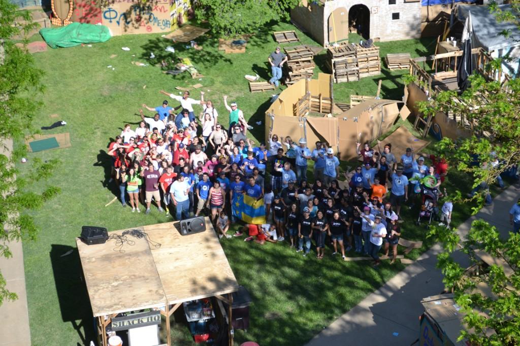 Participants gather together for a group picture. Photo by Jacob Cain.